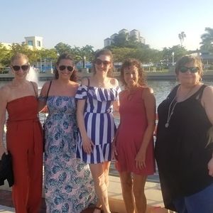 Meet your Posher, Robin